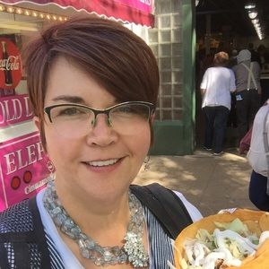 Meet your Posher, Sara